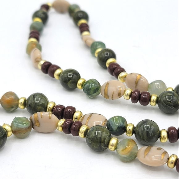 Polished Stone Earth Tone Beaded Necklace with Mixed Materials Boho Vintage - Picture 2 of 5